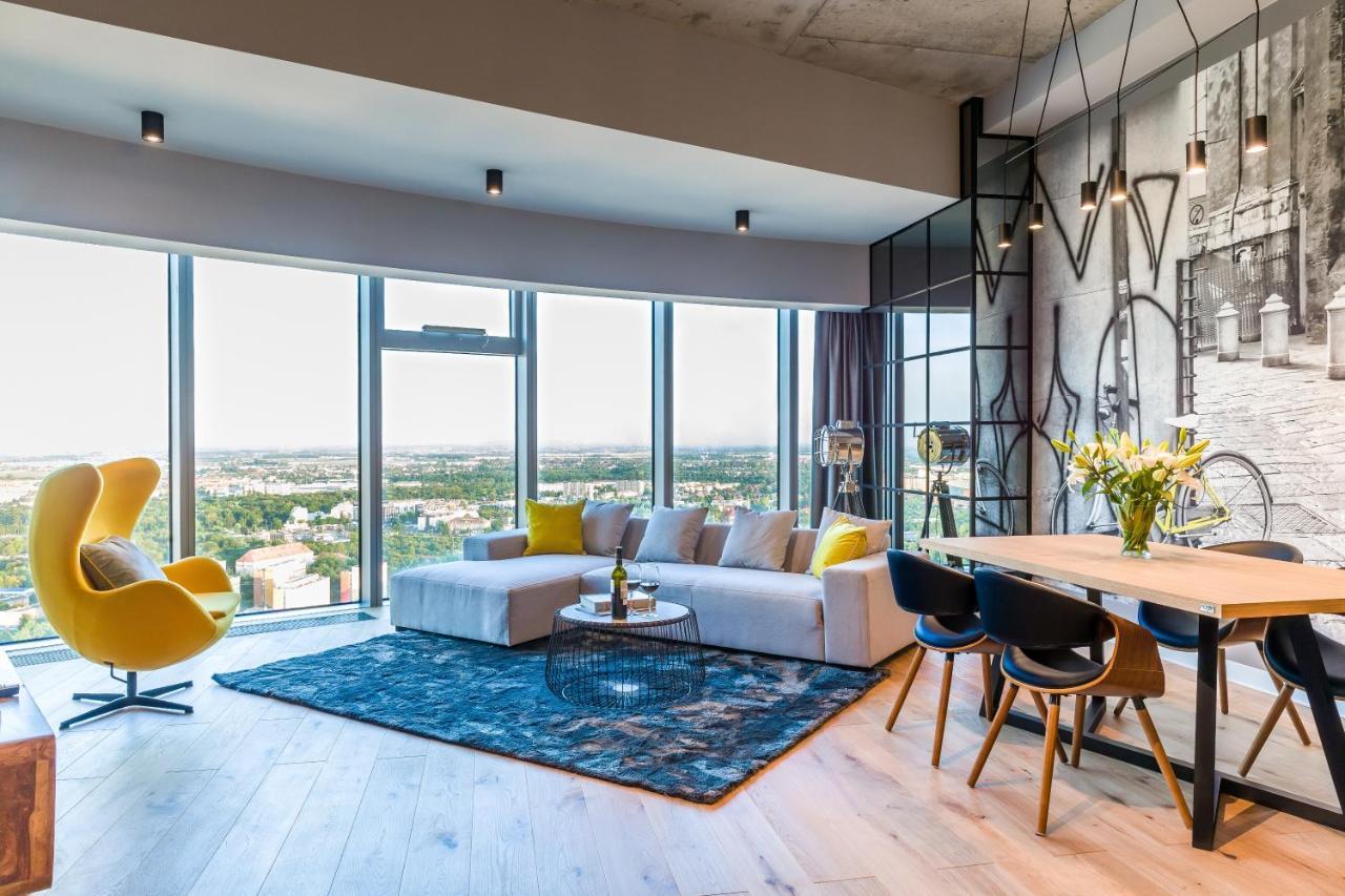 Apartamenty Sky Tower Wroclaw Exterior photo